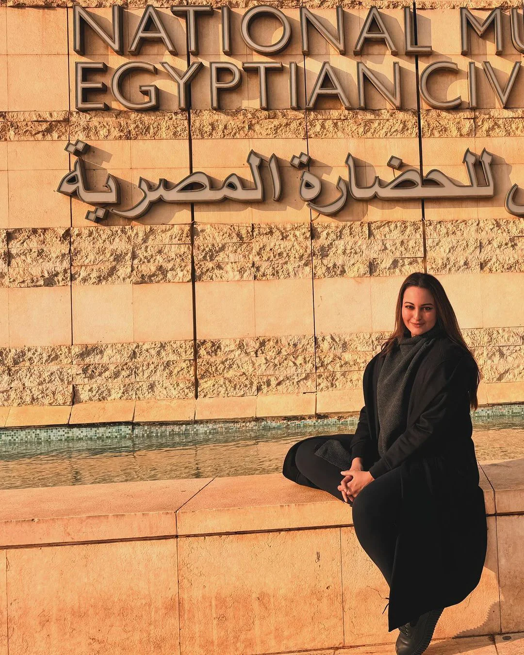 Sonakshi Sinha Stylish Looks at Egypt Pyramids