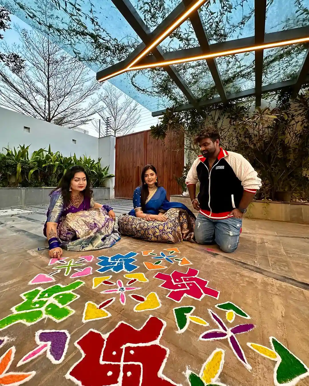 Anchor Sreemukhi Sankranthi Celebrations with Family