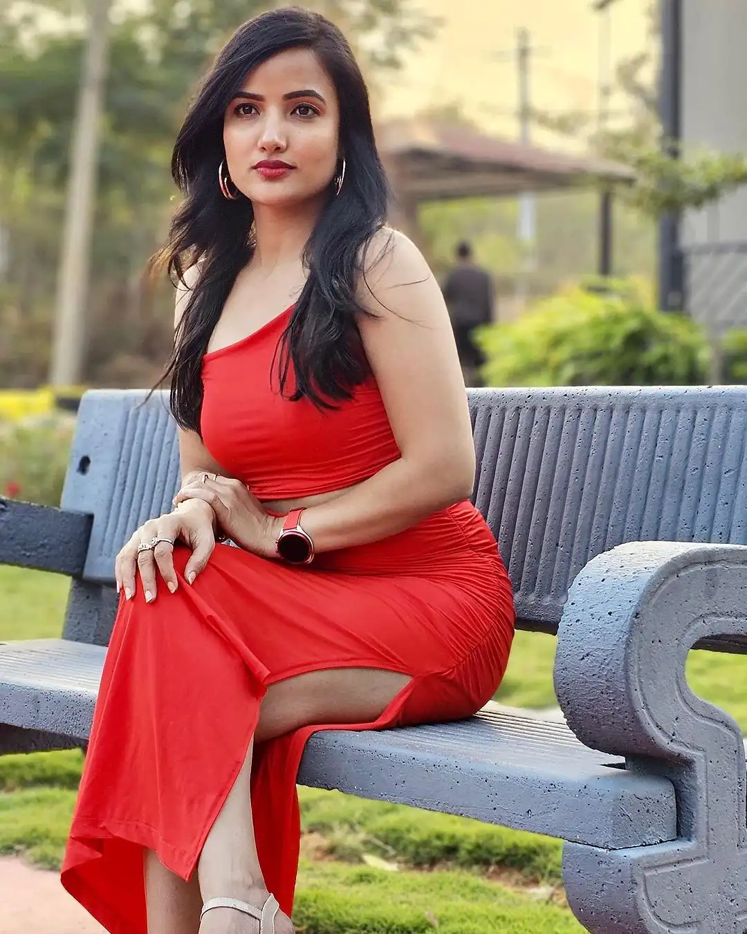 Telugu Actress Siri Hanumanthu shares her latest photos