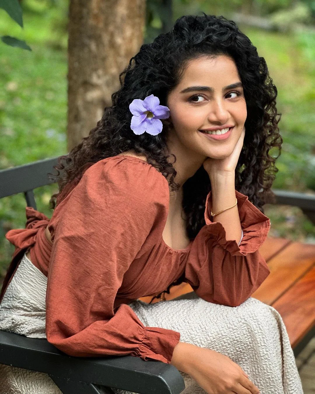 Tollywood Actress Anupama Parameswaran shares her latest photos