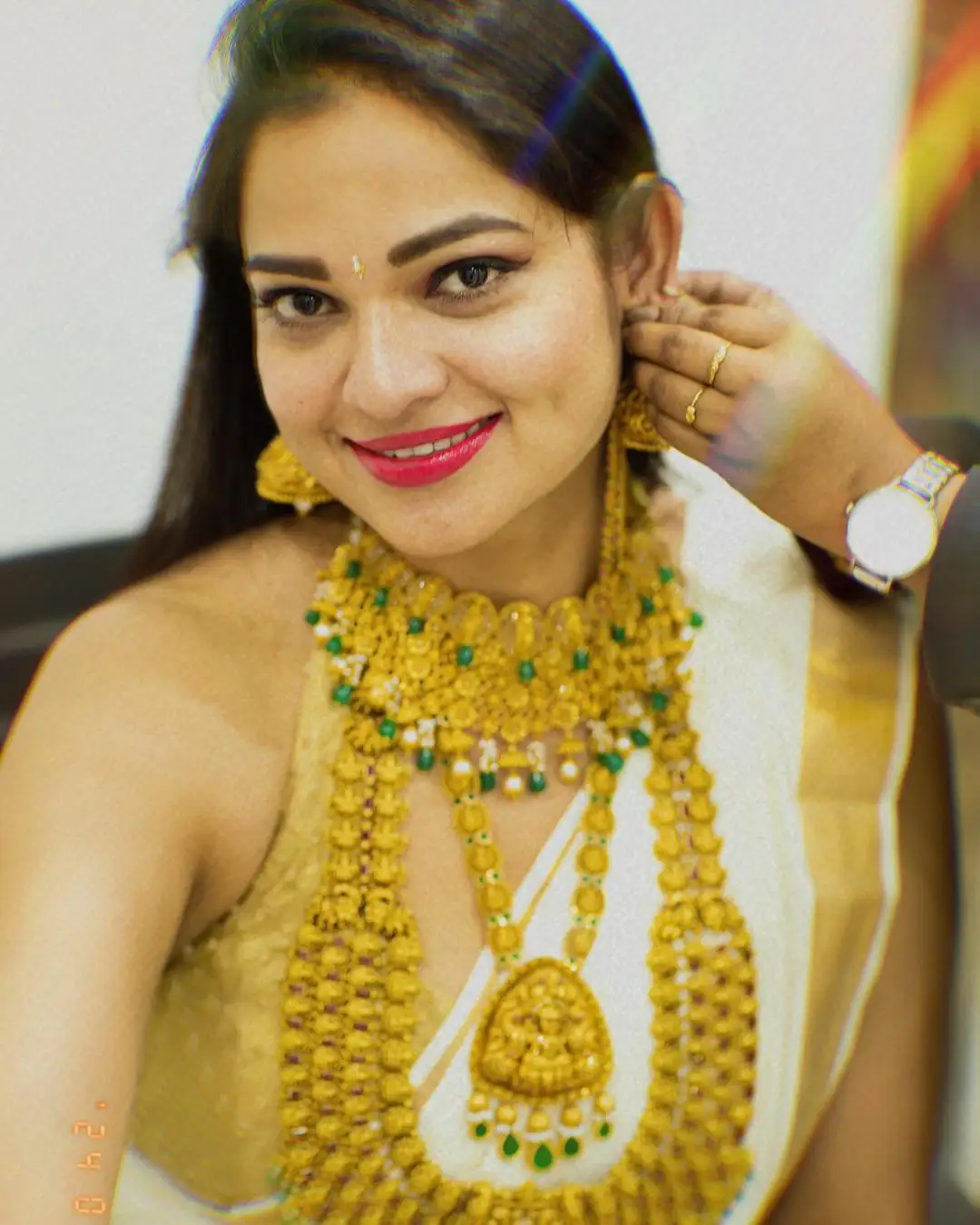 Tollywood Actress Ashwini Sree latest saree photos gone viral