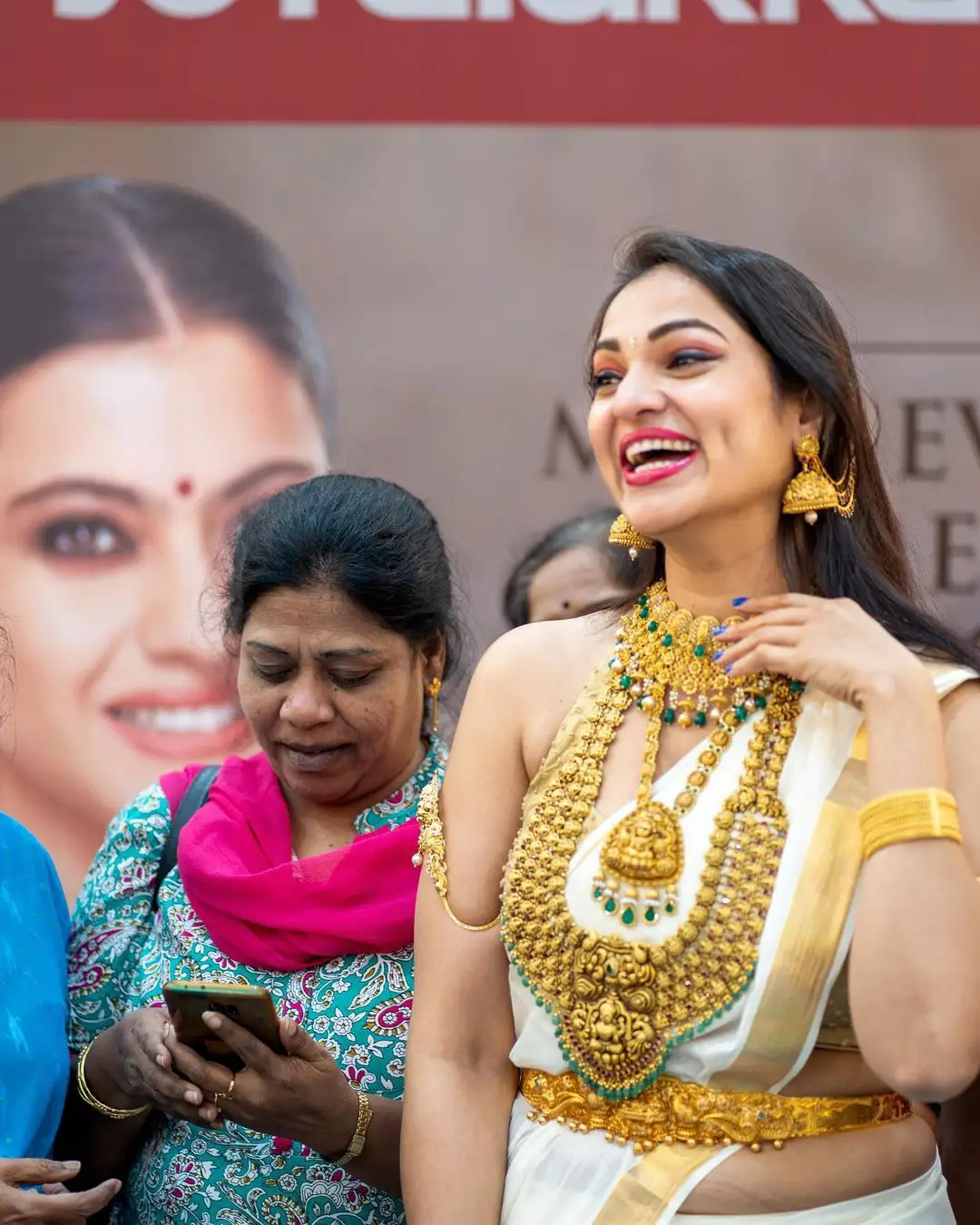 Tollywood Actress Ashwini Sree latest saree photos gone viral
