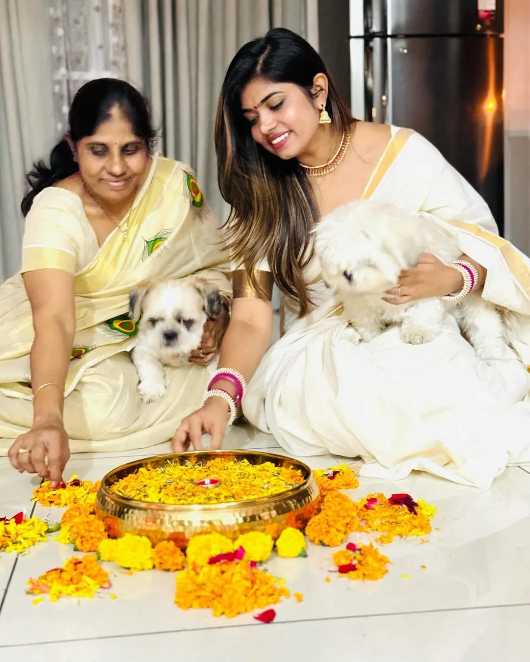 Tollywood Actress Rithu Chowdary Shares Festival Special Photoshoot