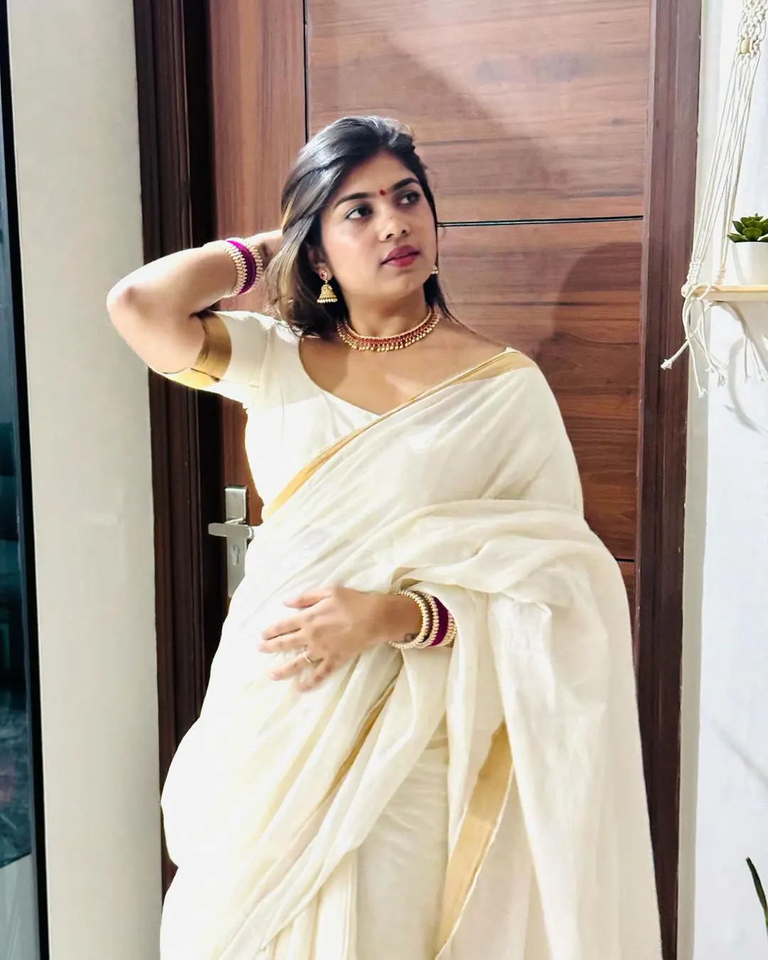 Tollywood Actress Rithu Chowdary Shares Festival Special Photoshoot
