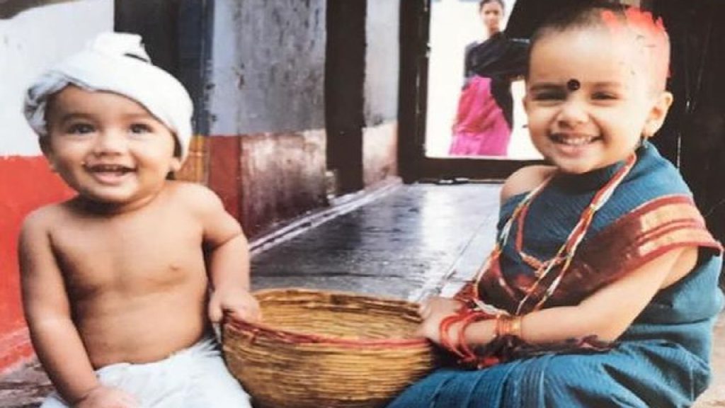 Tollywood Actress shares her childhood photo with her brother
