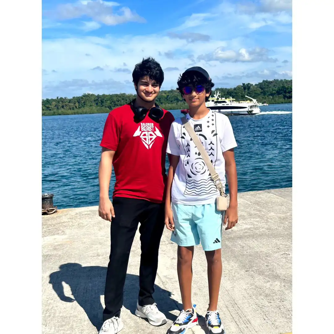 Tollywood Hero Sudheer Babu enjoying new year vacation his family Photos