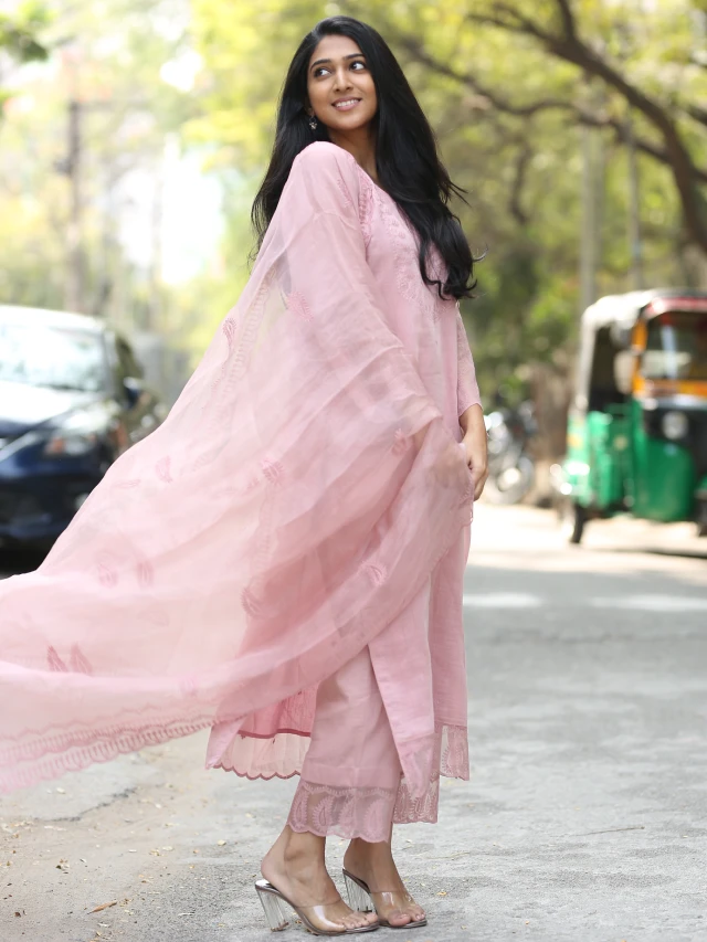 Tollywood Heroine Apoorva Rao Photos in Happy Ending movie promotions