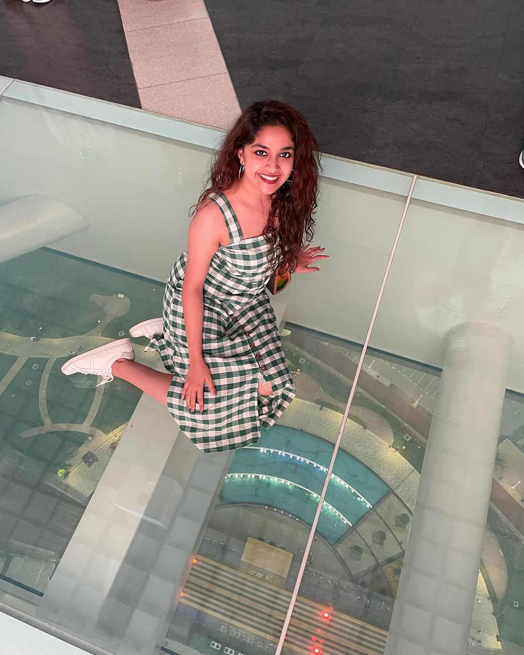 Tollywood Heroine Keerthy Suresh shares her cute look photos