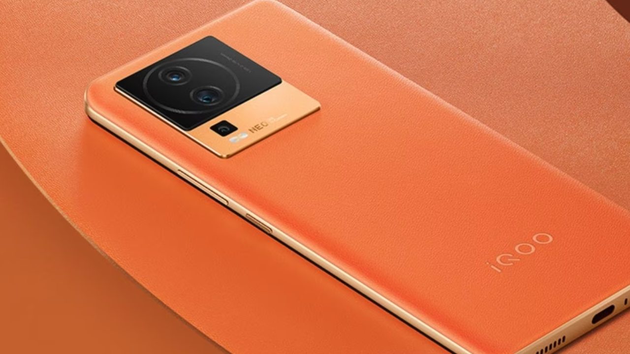 Top Smartphones Under Rs 30k During Amazon Great Republic Day Sale from January 13