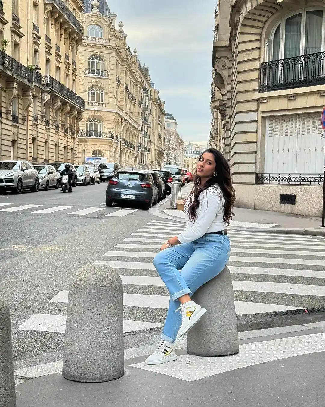 Vishnupriya Bhimeneni Enjoying Vacation in Paris
