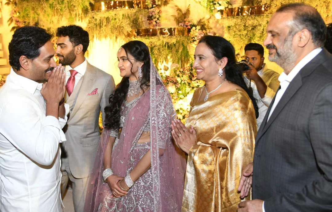 YS Jagan Mohan Reddy at YS Sharmila son Rajareddy Engagement photos