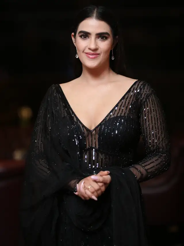kavya thapar photos at sundeep kishan ooru peru bhairavakona trailer launch event