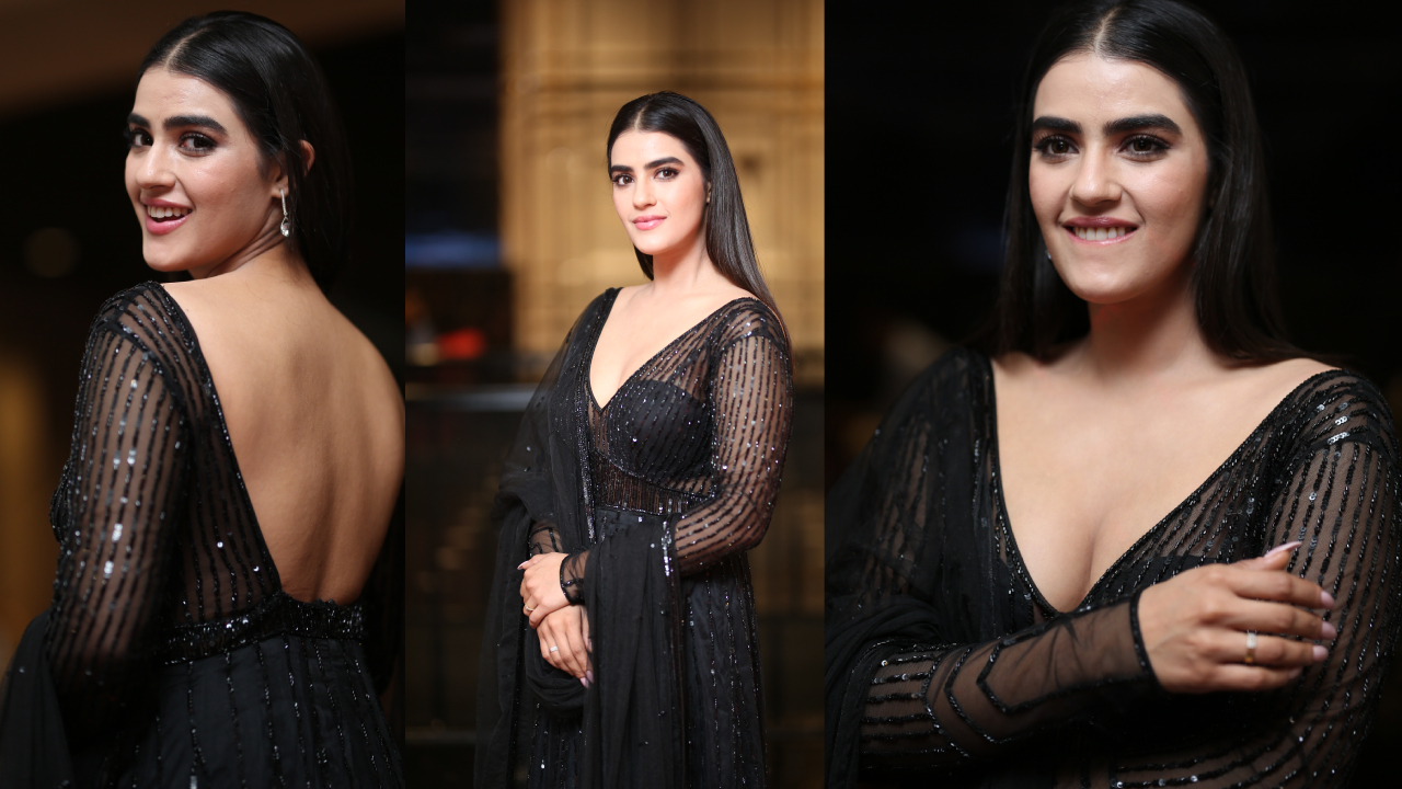 Kavya Thapar : దిమాక్ ఖరాబ్ చేస్తున్న కావ్య తాపర్ లుక్స్..