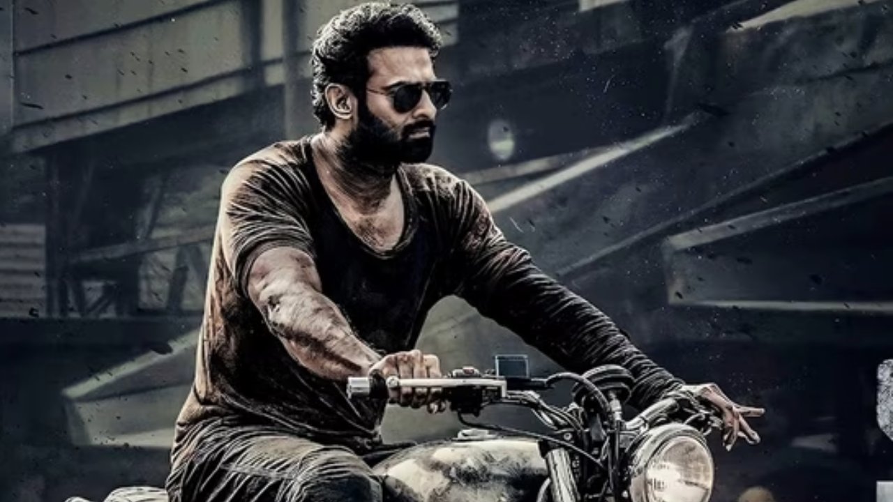 Prabhas : మూడు గంటల సినిమాలో ప్రభాస్కి మూడు నిముషాలు కూడా డైలాగ్స్ లేవుగా.. Prabhas : మూడు గంటల సినిమాలో ప్రభాస్కి మూడు నిముషాలు కూడా డైలాగ్స్ లేవుగా..