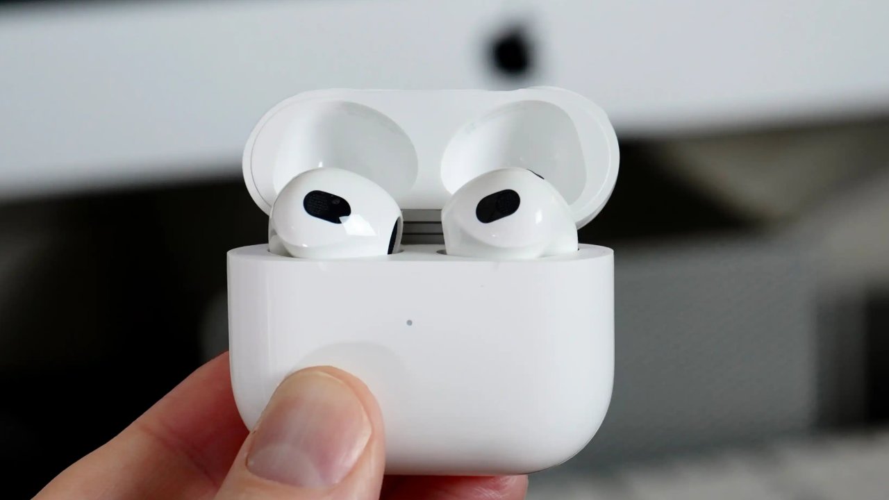 Apple AirPods drops to lowest-ever price