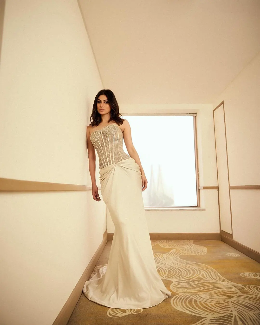 Bollywood Heroine Mouni Roy shares her latest photoshoot