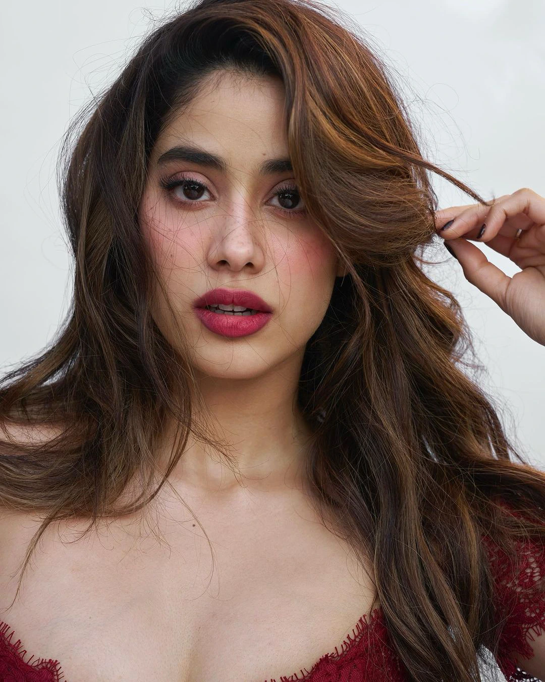 Devara Actress Janhvi Kapoor shines in red dress photos