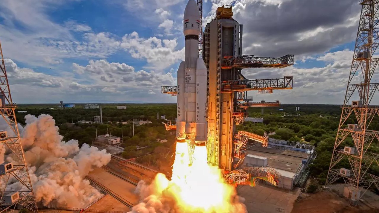 India Space Mission: వరుస ప్రయోగాలు.. అంతరిక్ష రంగంలో సత్తాచాటేందుకు సిద్ధమైన భారత్ .. India Space Mission: వరుస ప్రయోగాలు.. అంతరిక్ష రంగంలో సత్తాచాటేందుకు సిద్ధమైన భారత్ ..