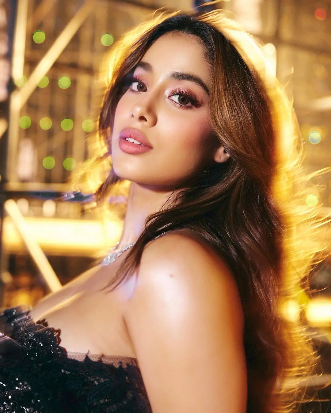 Janhvi Kapoor Dazzling Photo Shoot in Black Dress