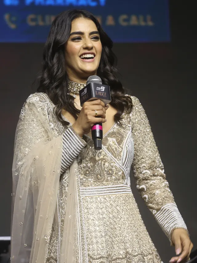 Kavya Thapar Cute Looks in Eagle Movie Pre Release event