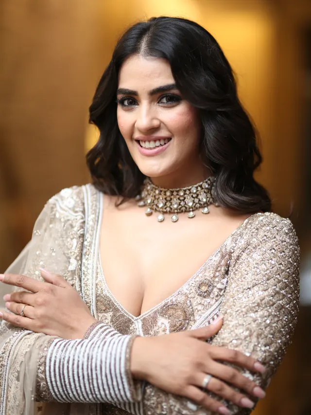 Kavya Thapar Cute Looks in Eagle Movie Pre Release event