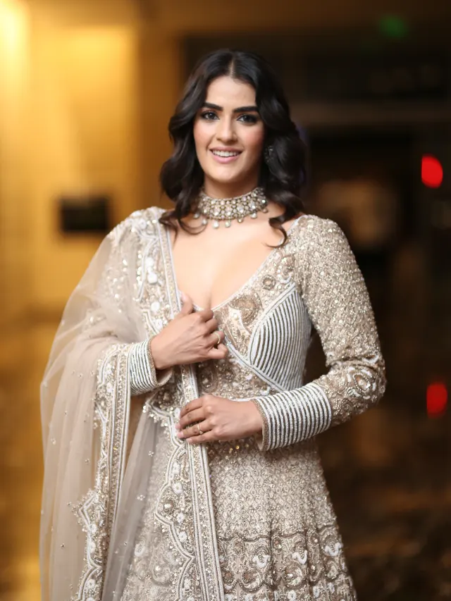 Kavya Thapar Cute Looks in Eagle Movie Pre Release event
