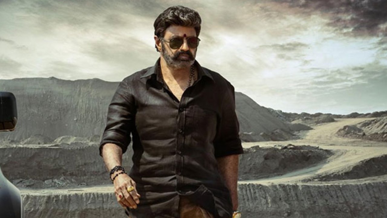 Nandamuri Balakrishna : సినిమాలకు బ్రేక్ ఇచ్చేస్తున్న బాలకృష్ణ.. ఇక పై రాజకీయాల్లోనే.. Nandamuri Balakrishna : సినిమాలకు బ్రేక్ ఇచ్చేస్తున్న బాలకృష్ణ.. ఇక పై రాజకీయాల్లోనే..