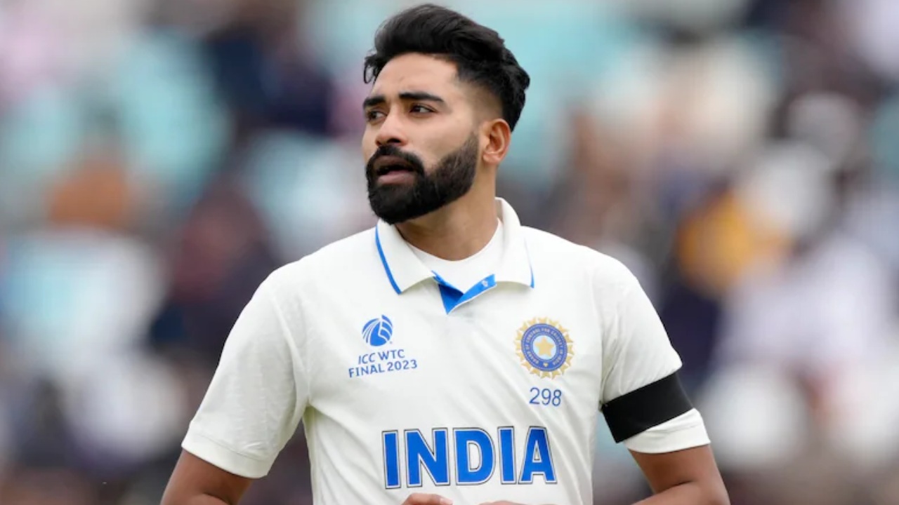 Mohammed Siraj : విశాఖ టెస్ట్ స్క్వాడ్ నుంచి సిరాజ్ను తప్పించిన బీసీసీఐ.. Mohammed Siraj : విశాఖ టెస్ట్ స్క్వాడ్ నుంచి సిరాజ్ను తప్పించిన బీసీసీఐ..