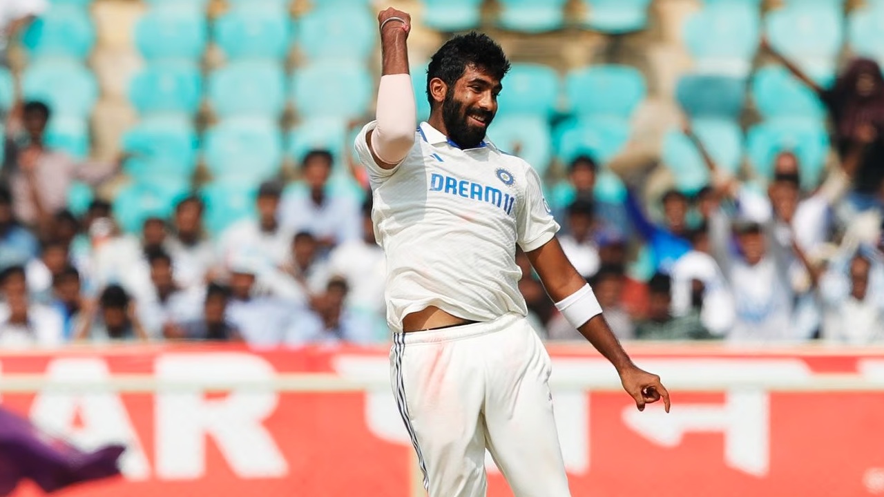 Jasprit Bumrah : చరిత్ర సృష్టించిన జస్ప్రీత్ బుమ్రా.. మొదటి భారత పేసర్ Jasprit Bumrah : చరిత్ర సృష్టించిన జస్ప్రీత్ బుమ్రా.. మొదటి భారత పేసర్