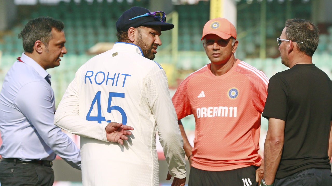 IND vs ENG 3rd Test : ఇంగ్లాండ్తో మూడో టెస్టుకు ముందు.. భారత్కు మరో షాక్..! IND vs ENG 3rd Test : ఇంగ్లాండ్తో మూడో టెస్టుకు ముందు.. భారత్కు మరో షాక్..!