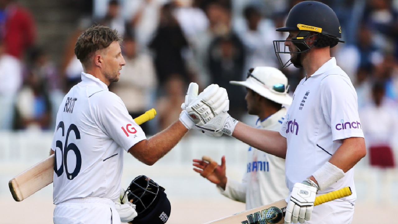 IND vs ENG 4th test : ముగిసిన రెండో రోజు ఆట.. భారత్ 219/7 IND vs ENG 4th test : ముగిసిన రెండో రోజు ఆట.. భారత్ 219/7