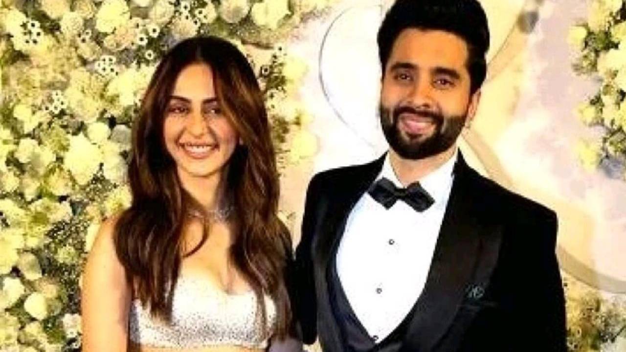 Rakul Preet Singh : ప్రియుడు జాకీ భగ్నానీని పెళ్లాడిన రకుల్ ప్రీత్ సింగ్ Rakul Preet Singh : ప్రియుడు జాకీ భగ్నానీని పెళ్లాడిన రకుల్ ప్రీత్ సింగ్