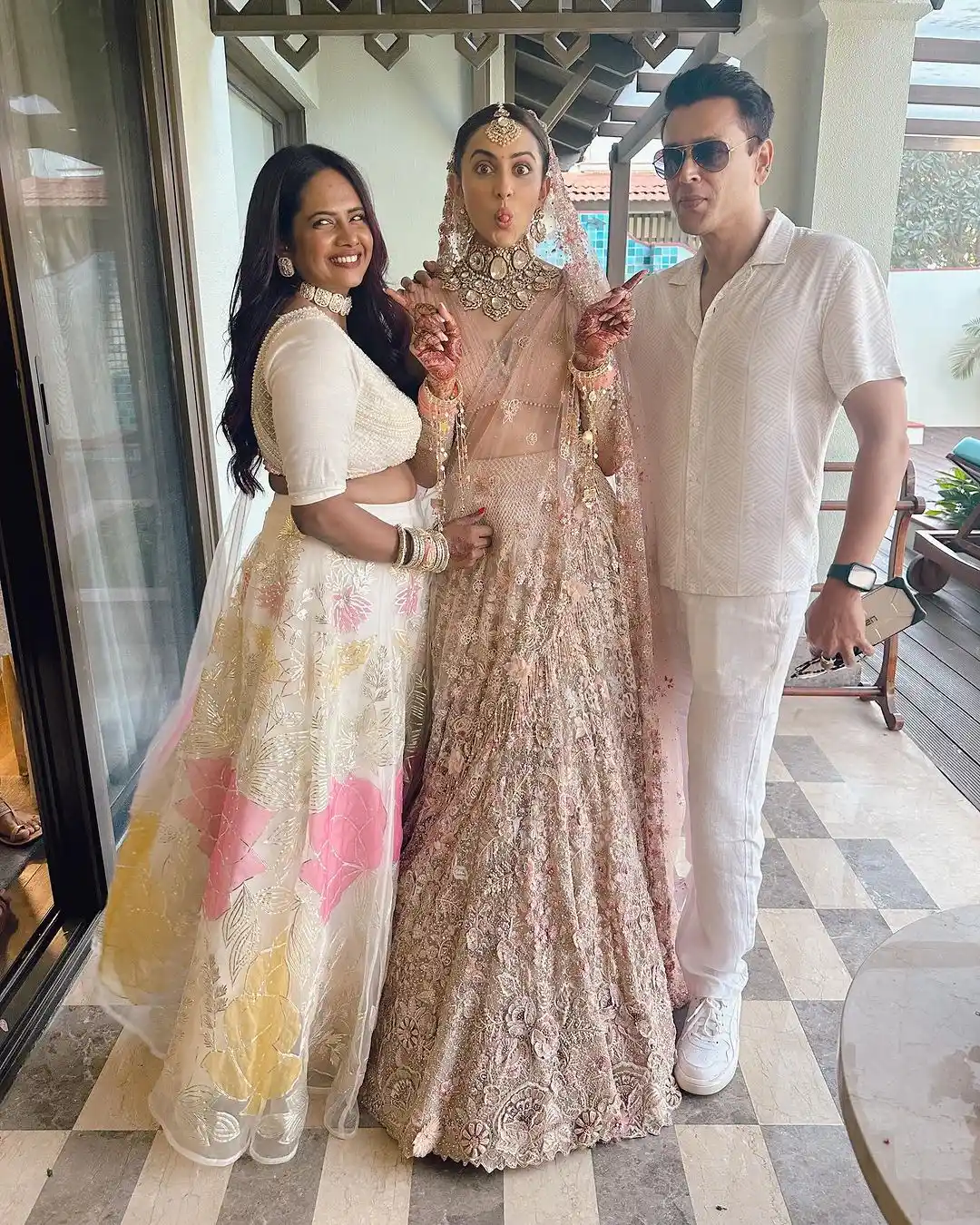 Rakul Preet Singh Jackky Bhagnani Wedding and Reception Photos