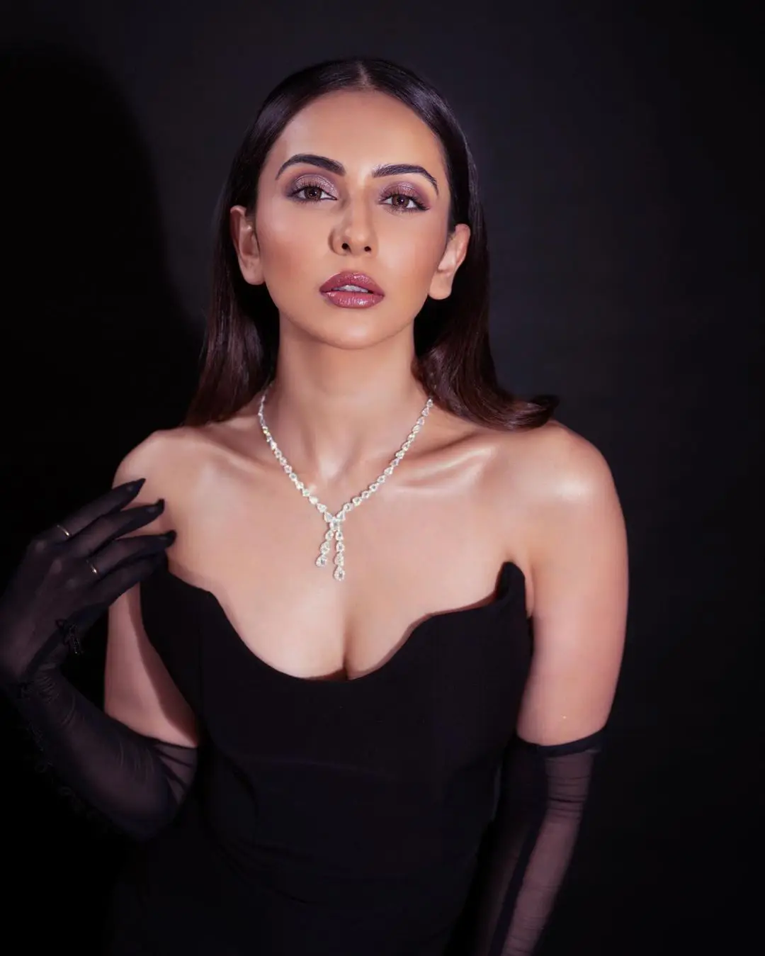 Rakul Preet Singh Stylish Looks in Black Dress