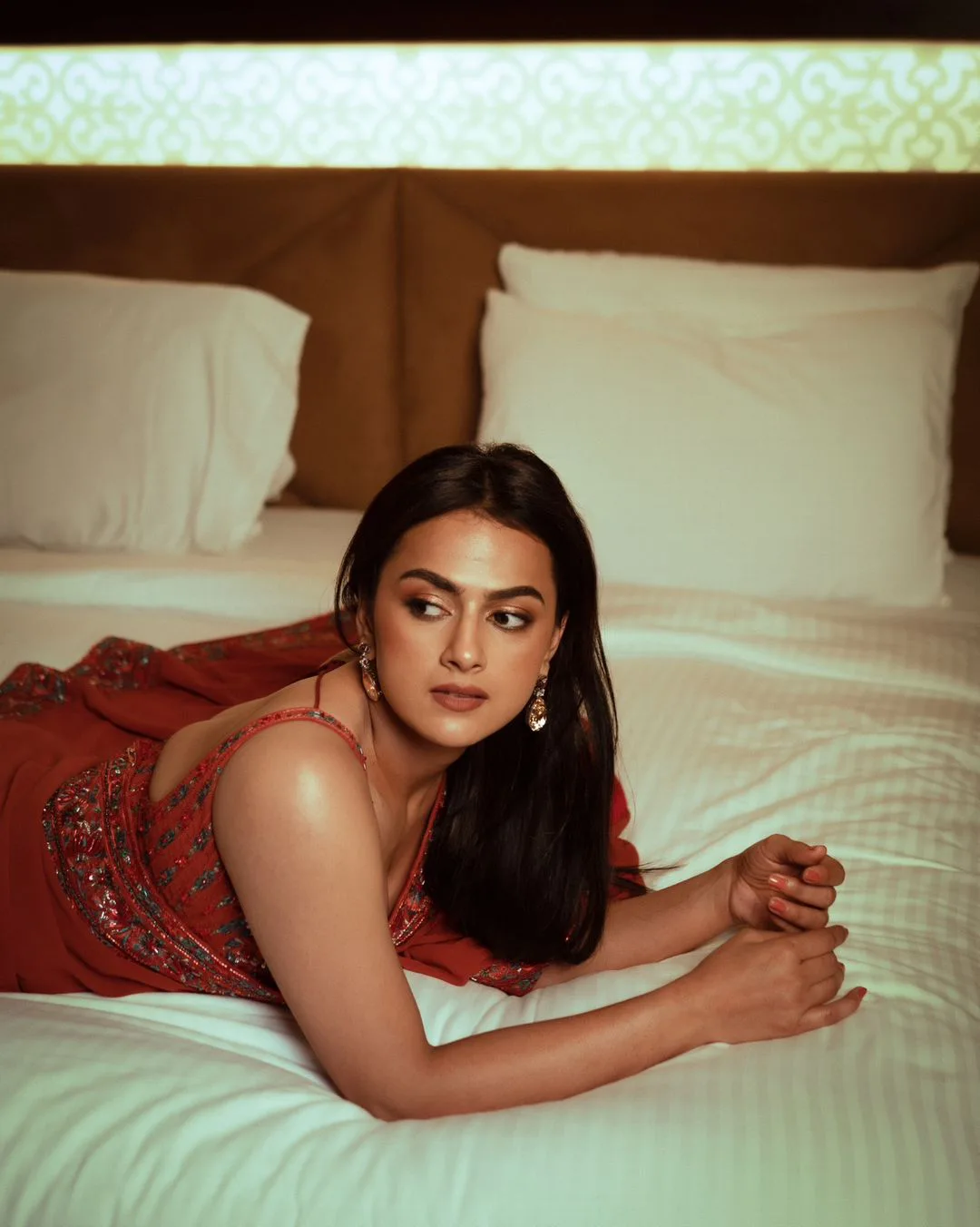 Shraddha Srinath shares her latest Saree Photoshoot