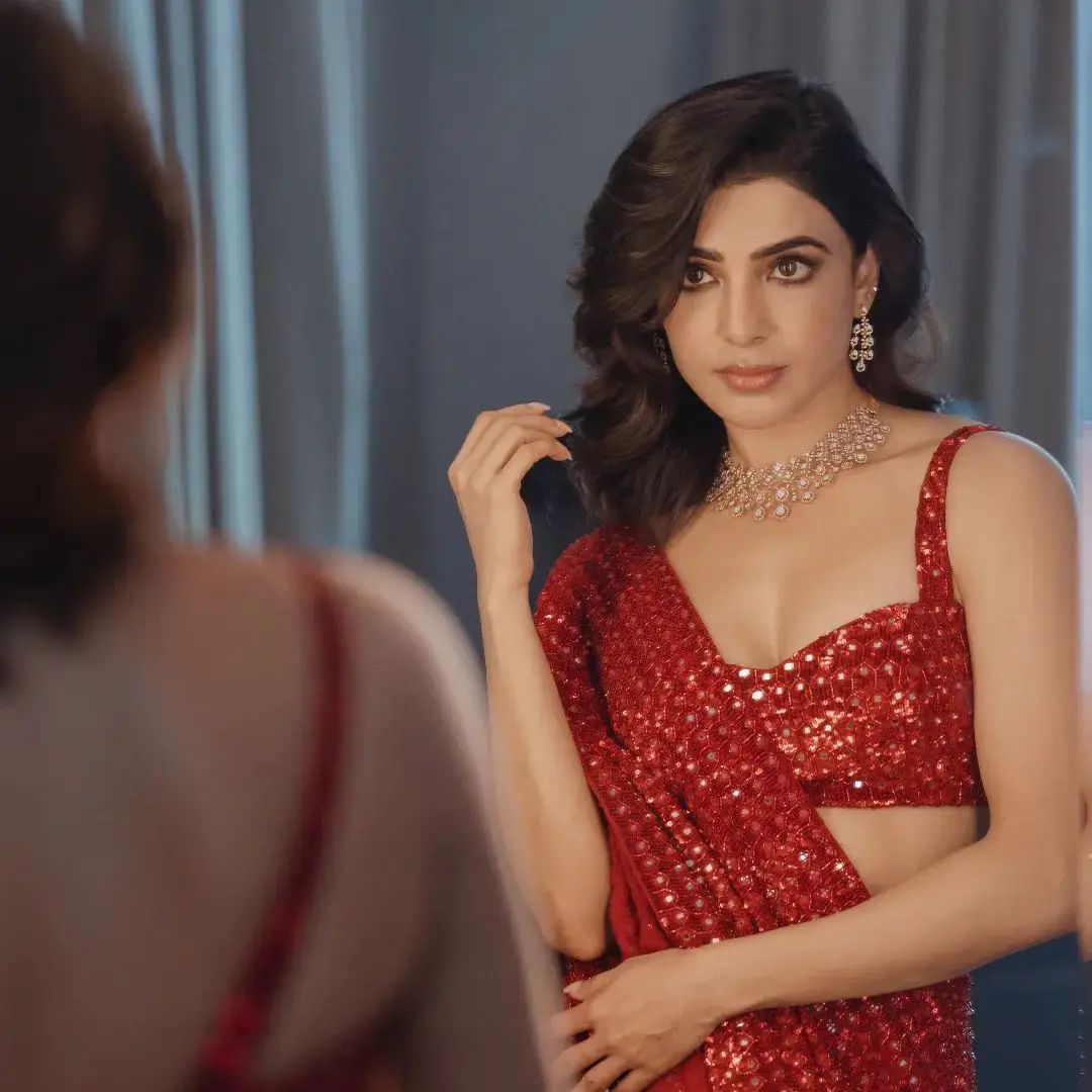 Tollywood Actress Samantha shines in red dress photos