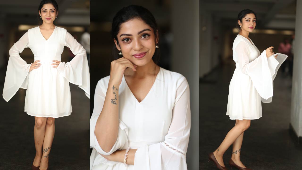 Varsha Bollamma : షార్ట్ గౌనులో వర్ష బొల్లమ్మసొగసులు..