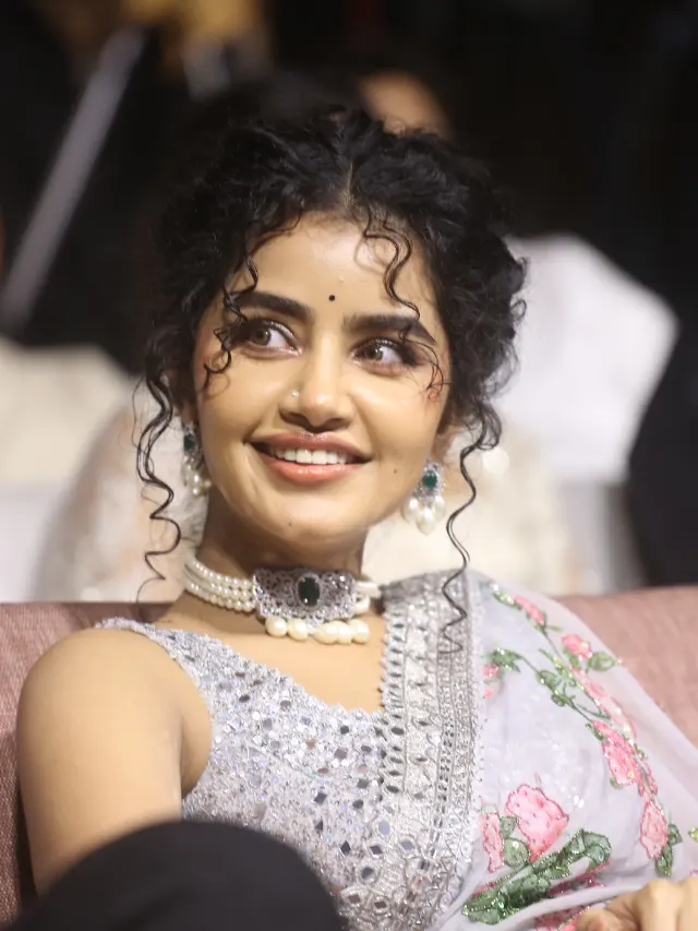 Anupama Parameswaran Shines in Saree at Eagle Pre Release Event