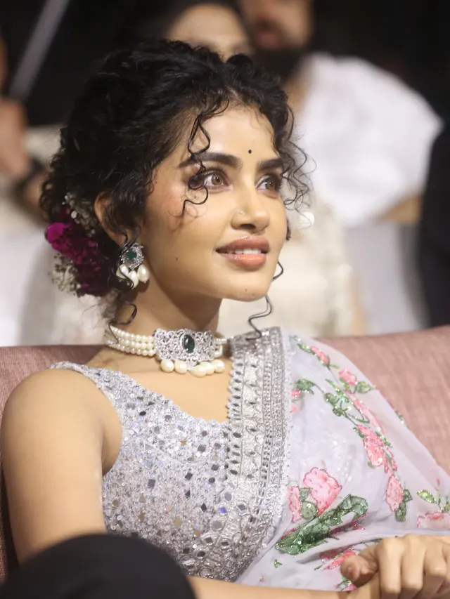 Anupama Parameswaran Shines in Saree at Eagle Pre Release Event