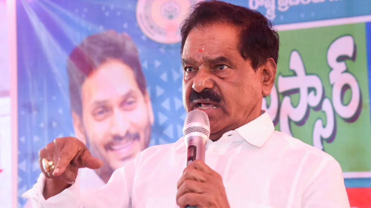 AP Deputy CM : ఏపీ డిప్యూటీ సీఎం నారాయణ స్వామి కంటతడి.. తండ్రిని చూసి కూతురు కృపాలక్ష్మి ఎమోషనల్! AP Deputy CM : ఏపీ డిప్యూటీ సీఎం నారాయణ స్వామి కంటతడి.. తండ్రిని చూసి కూతురు కృపాలక్ష్మి ఎమోషనల్!