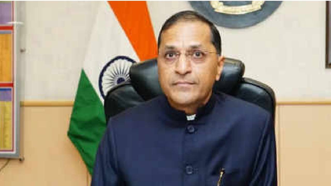 లోక్సభ ఎన్నికల వేళ.. కేంద్ర ఎన్నికల సంఘం కమిషనర్ అరుణ్ గోయల్ రాజీనామా లోక్సభ ఎన్నికల వేళ.. కేంద్ర ఎన్నికల సంఘం కమిషనర్ అరుణ్ గోయల్ రాజీనామా