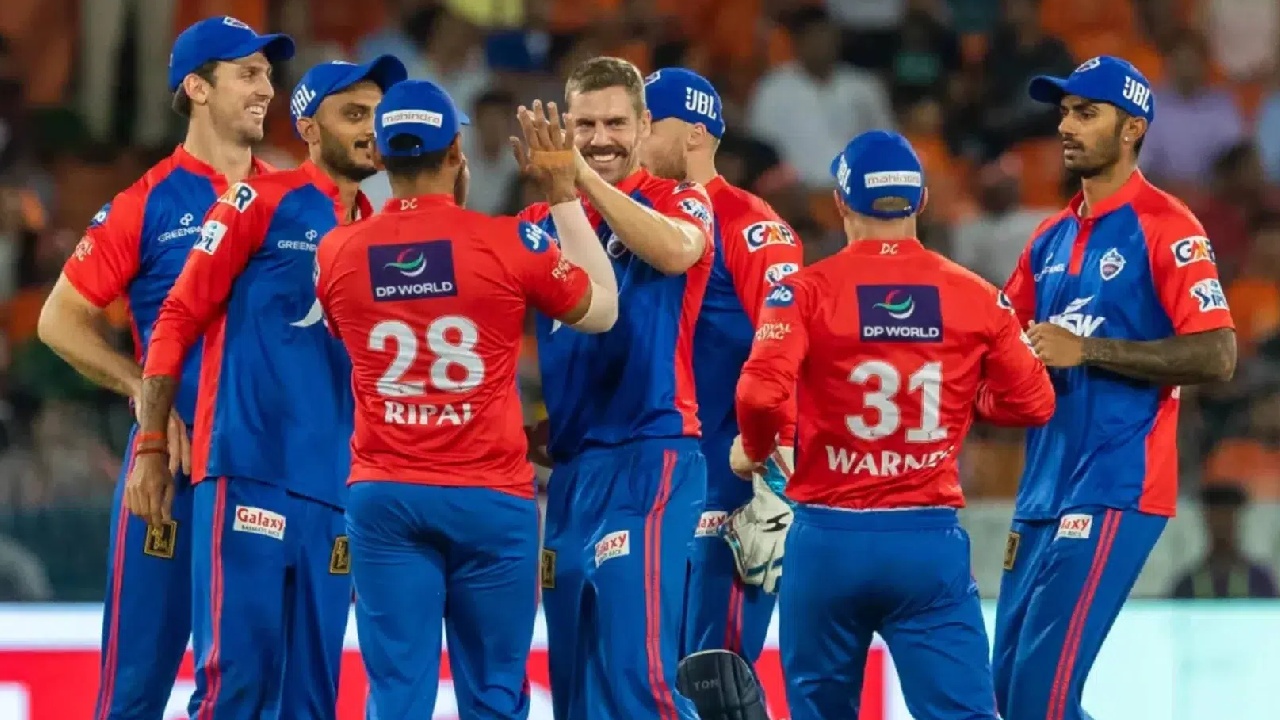 Delhi Capitals : ఐపీఎల్కు సన్నద్ధం అవుతున్న ఢిల్లీ క్యాపిటల్స్కు భారీ షాక్ Delhi Capitals : ఐపీఎల్కు సన్నద్ధం అవుతున్న ఢిల్లీ క్యాపిటల్స్కు భారీ షాక్