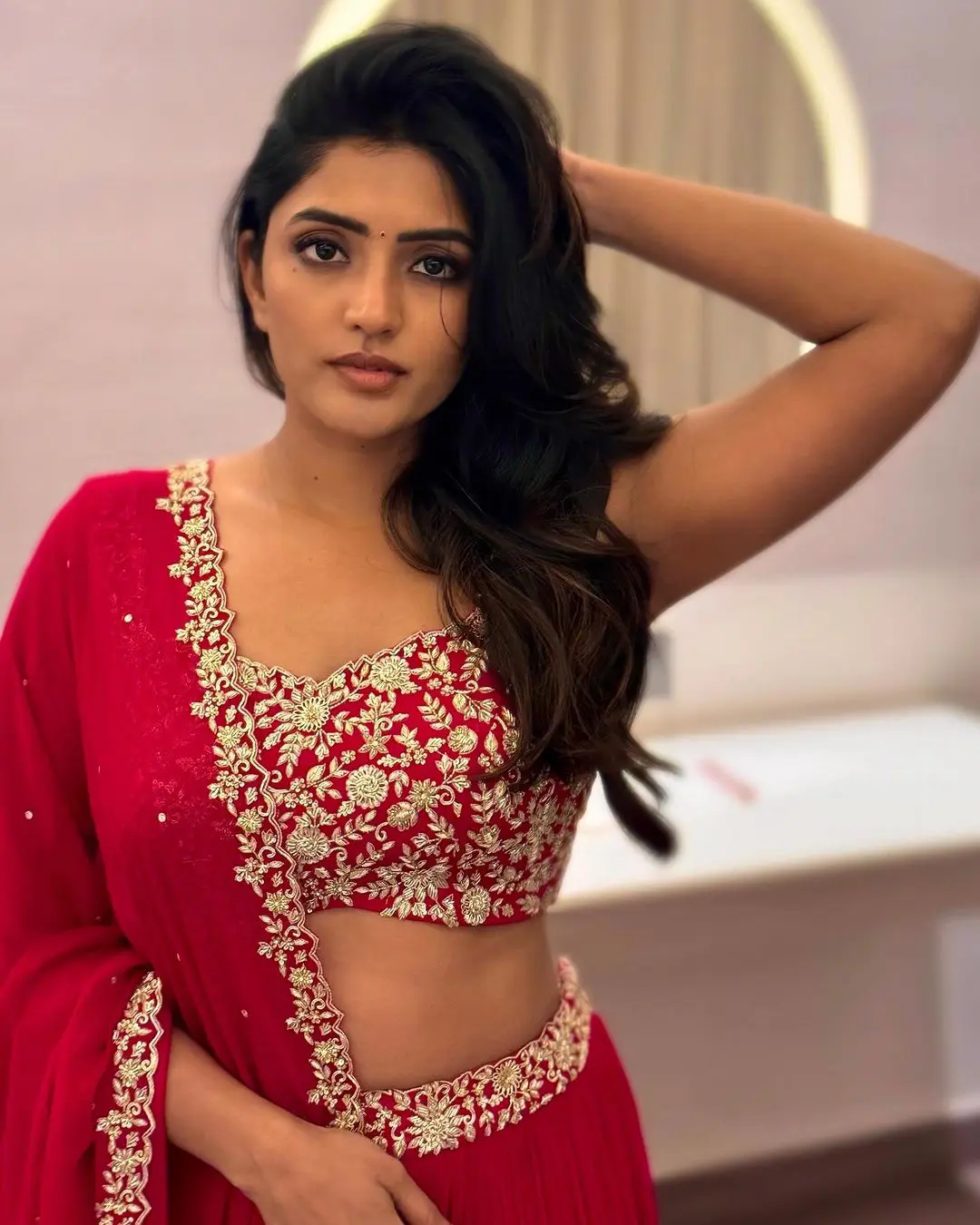 Eesha Rebba shares her Latest Photos in Instagram