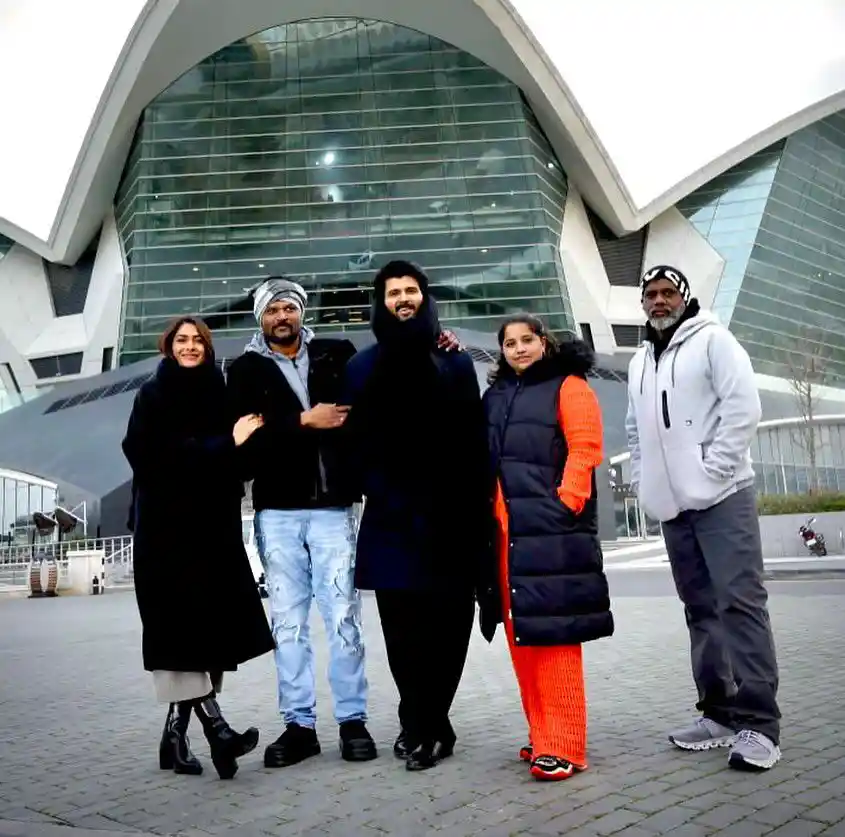 Family Star Shooting Wrap Celebrations