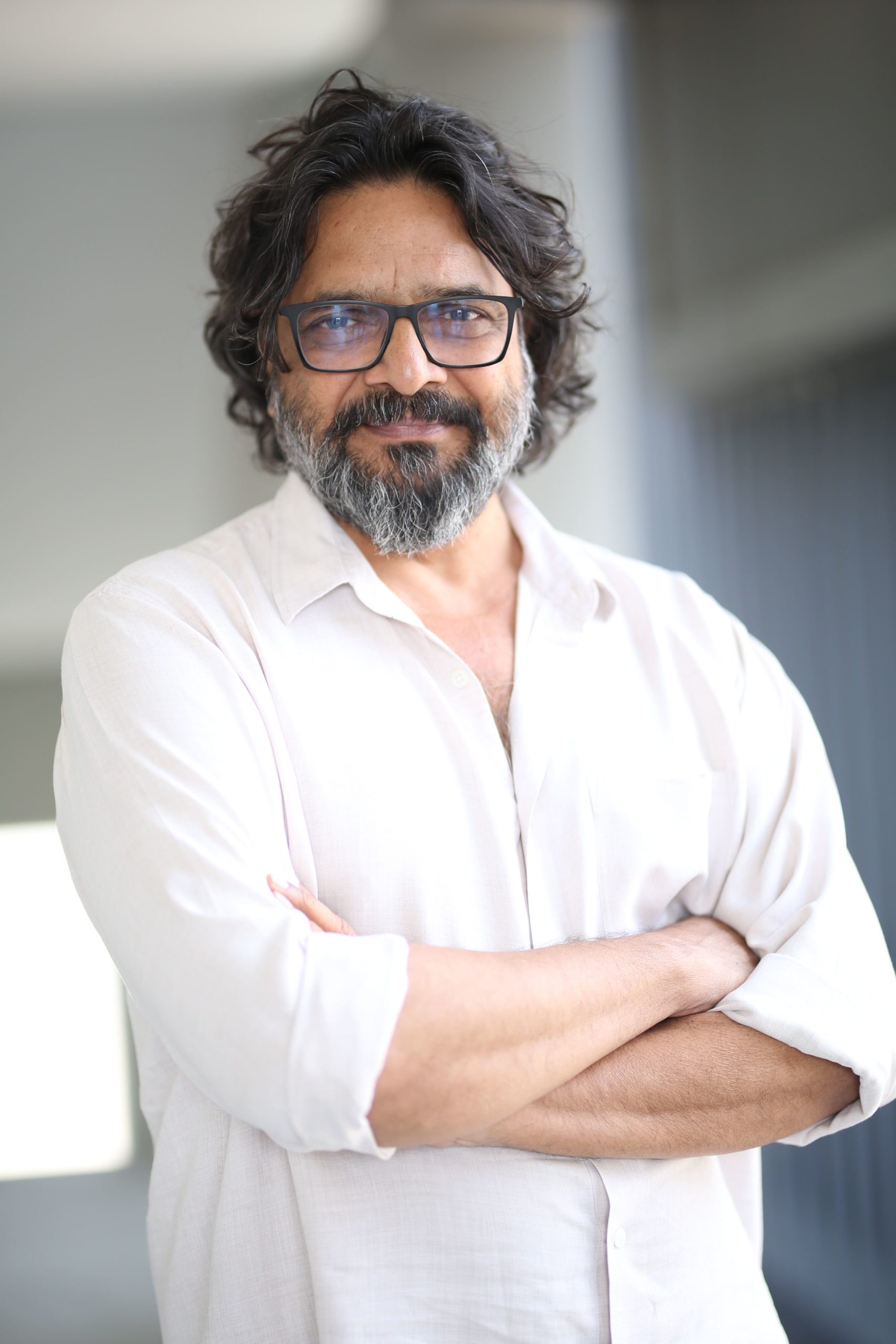 Family star DOP KU Mohanan is a father of malavika mohanan