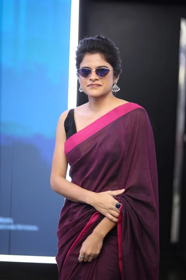 Maya Sundara Krishnan Stylish Looks in Saree