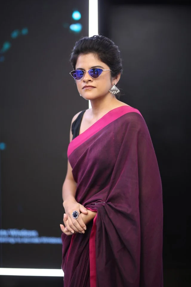 Maya Sundara Krishnan Stylish Looks in Saree