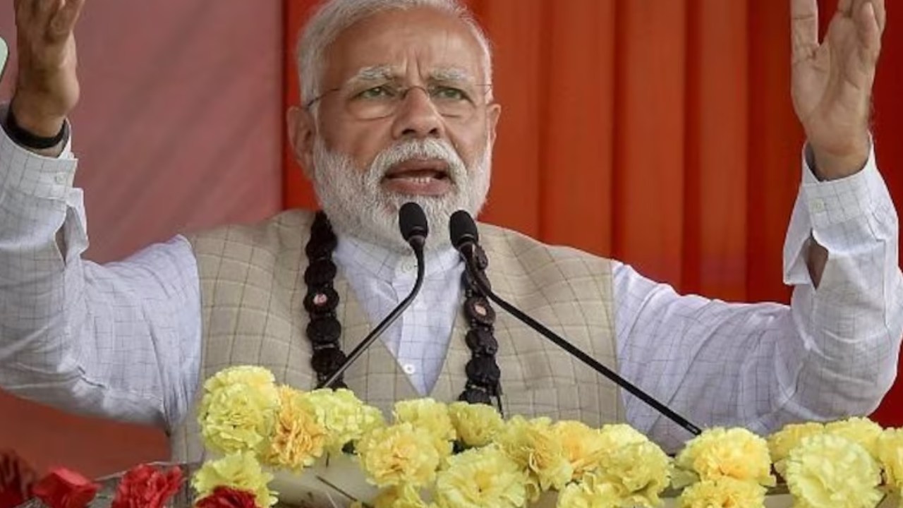 మోదీ ప్రమాణ స్వీకారోత్సవానికి రానున్న దేశాధినేతలు వీరే.. ఢిల్లీలో హైఅలర్ట్ మోదీ ప్రమాణ స్వీకారోత్సవానికి రానున్న దేశాధినేతలు వీరే.. ఢిల్లీలో హైఅలర్ట్