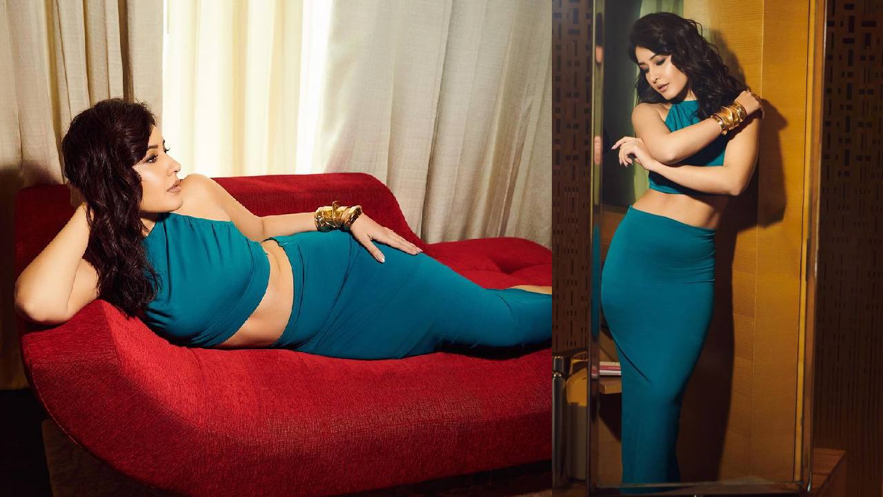 Raashi Khanna : ఒంపుసొంపు వయ్యారాలతో ఫిదా చేస్తున్న రాశి ఖన్నా..