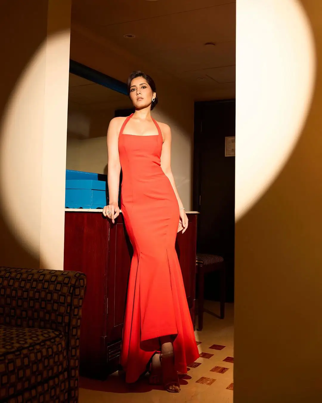 Raashii Khanna Hollywood Looks in Latest Photo Shoot
